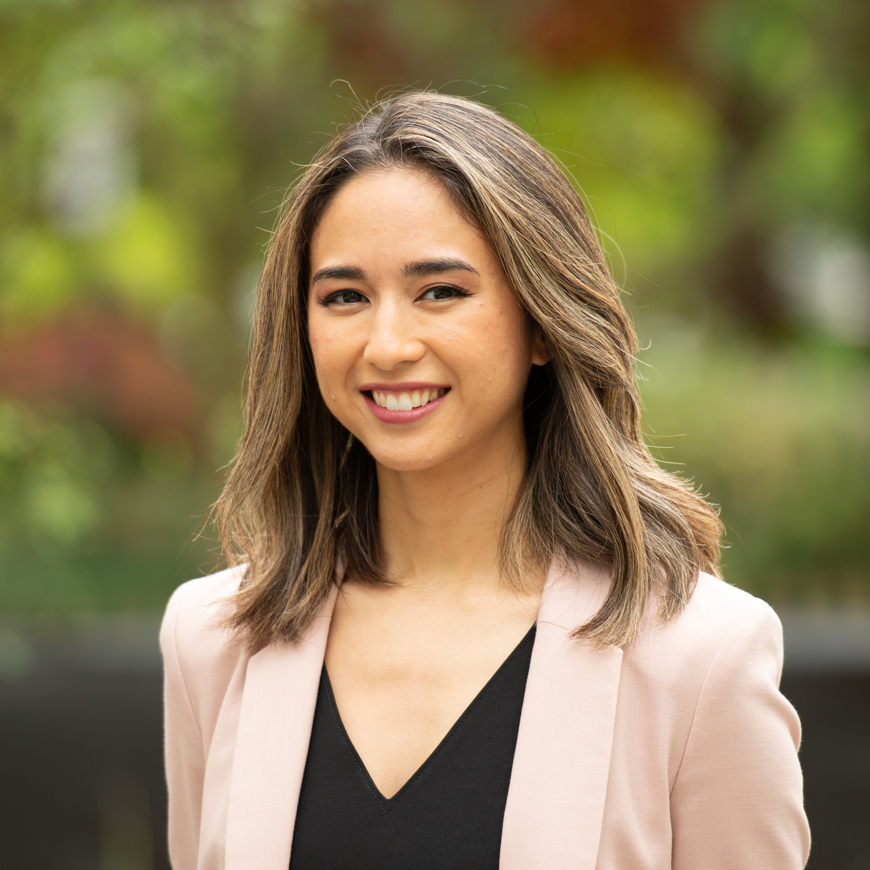 Sales Counselor Robin Roland's headshot