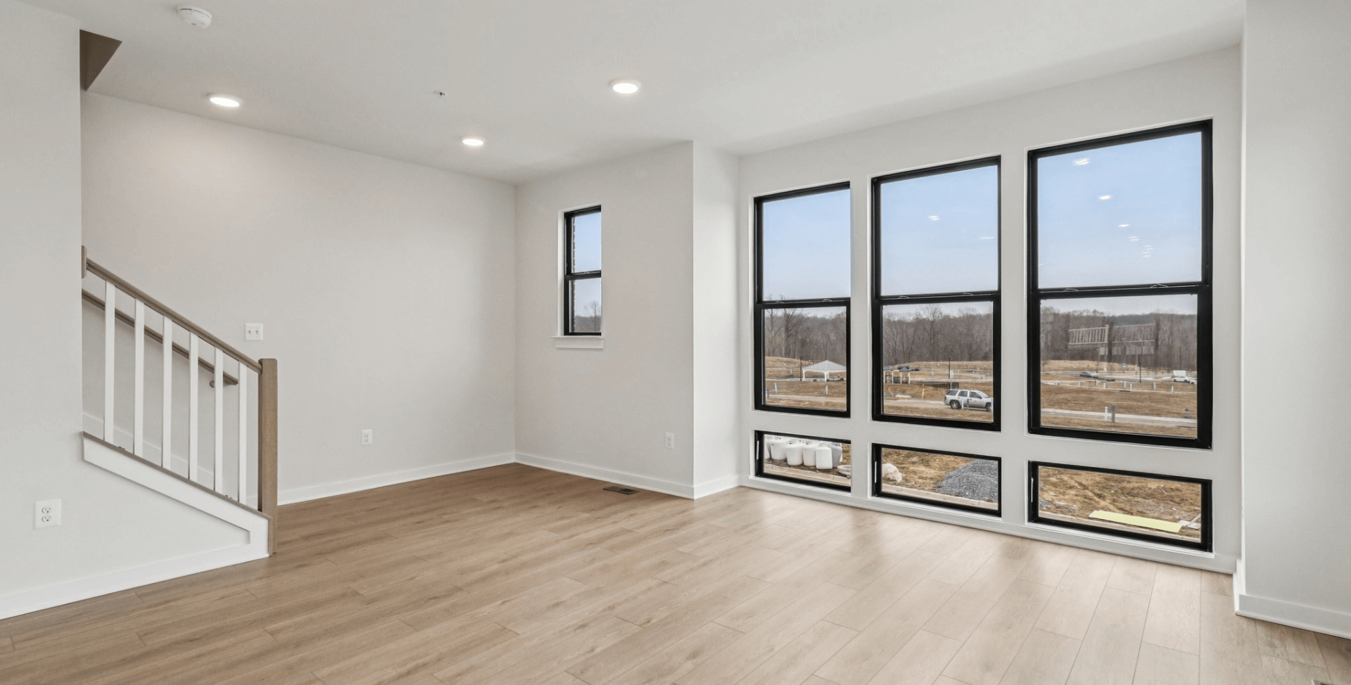 gallery image for 16F Greenwich