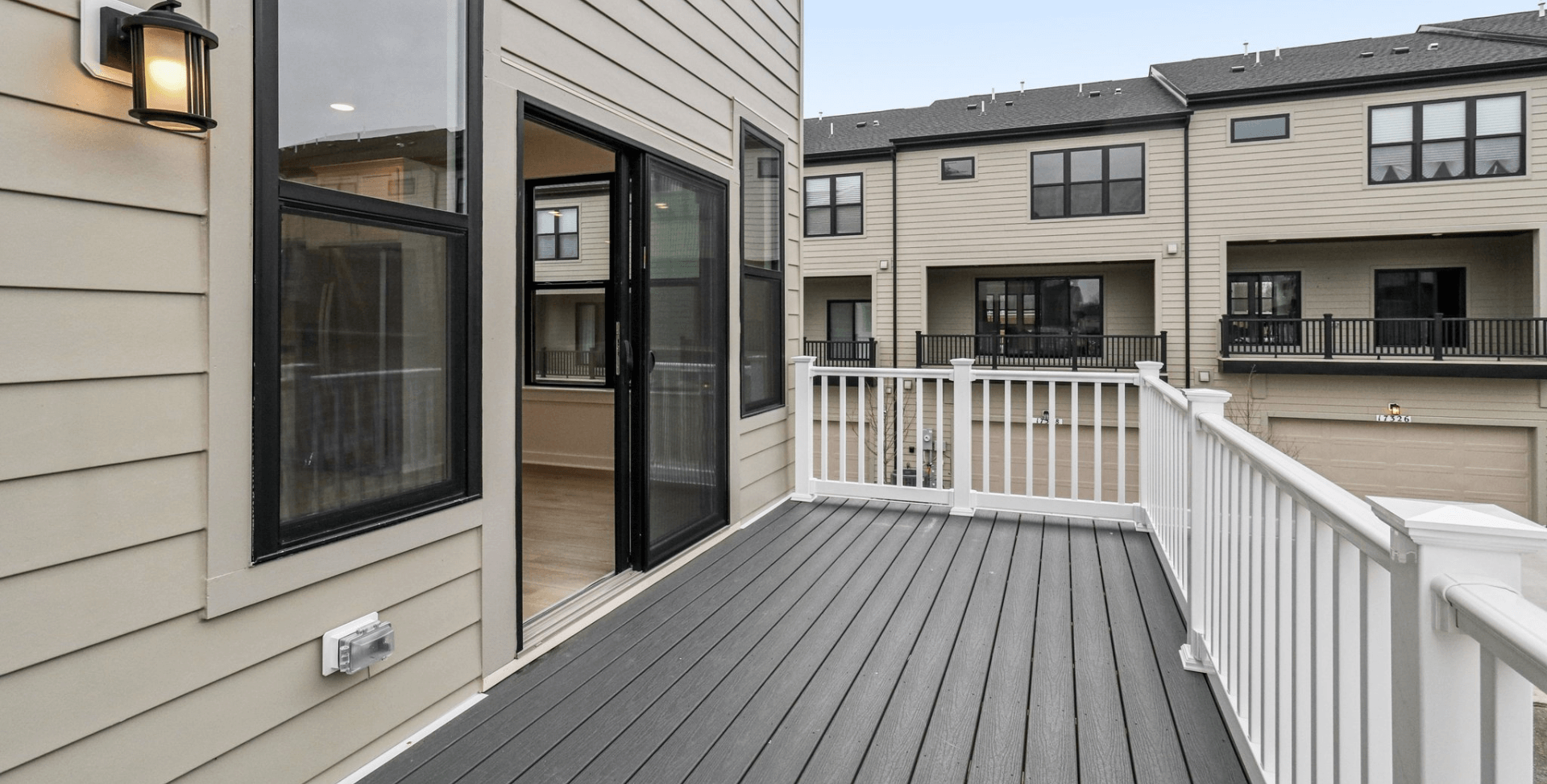 gallery image for 16F Greenwich