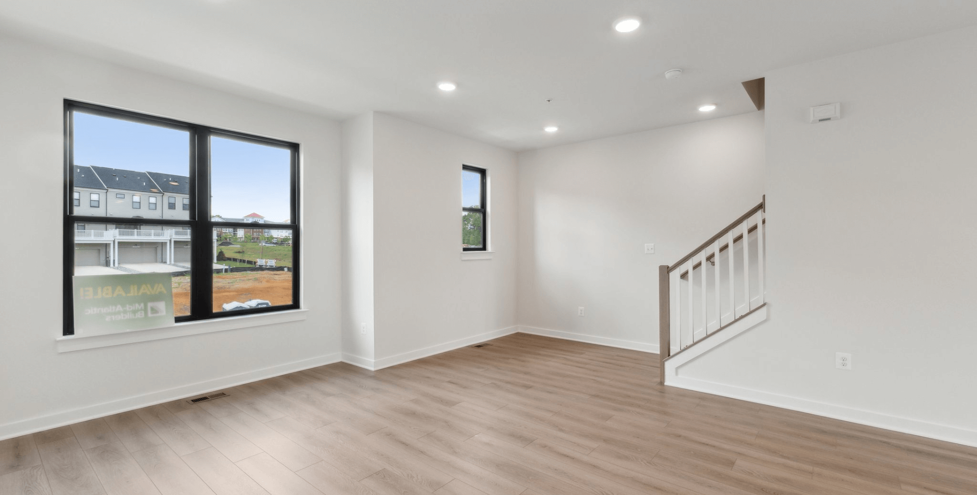 gallery image for 61E Greenwich