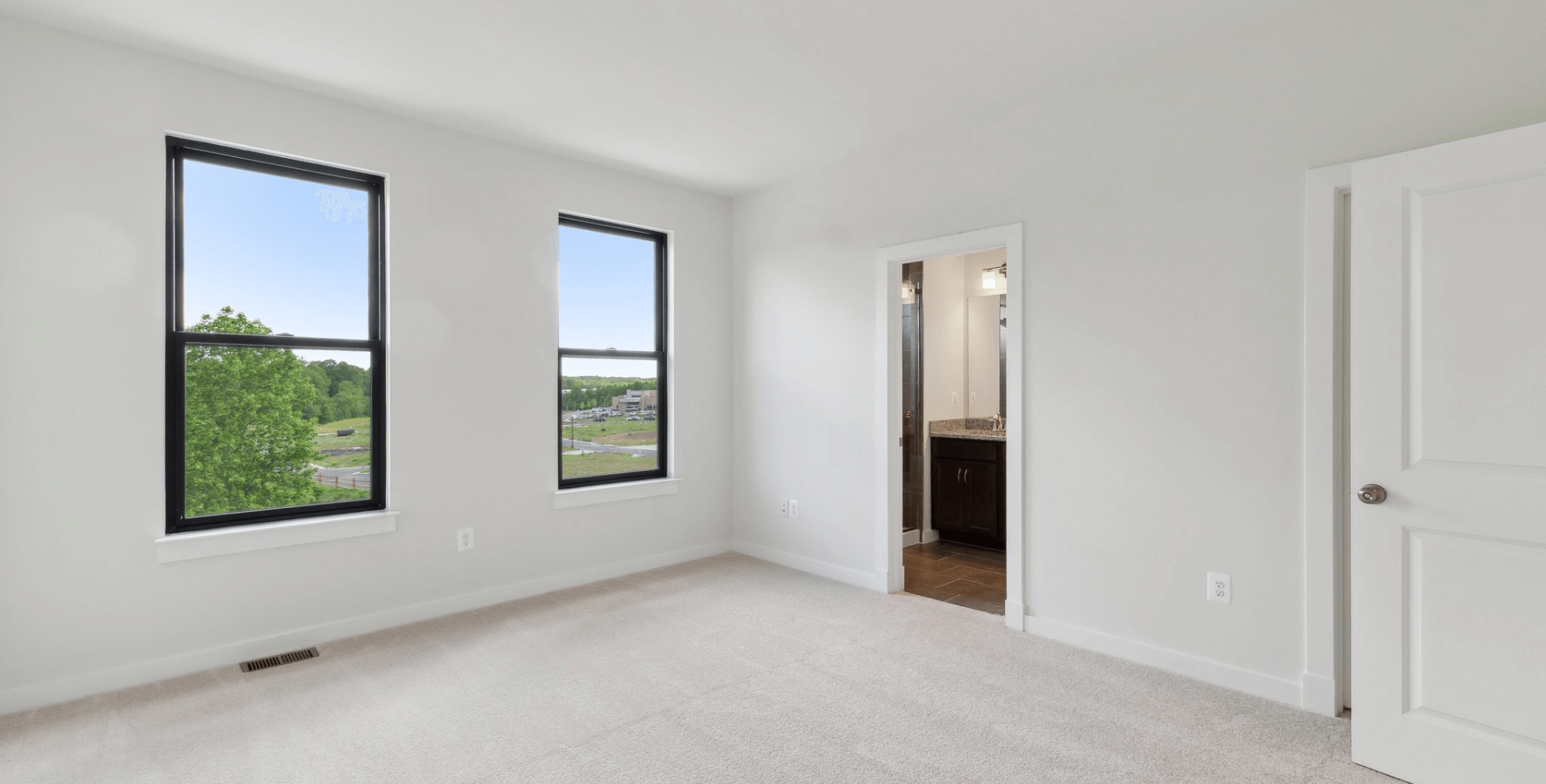 gallery image for 61E Greenwich