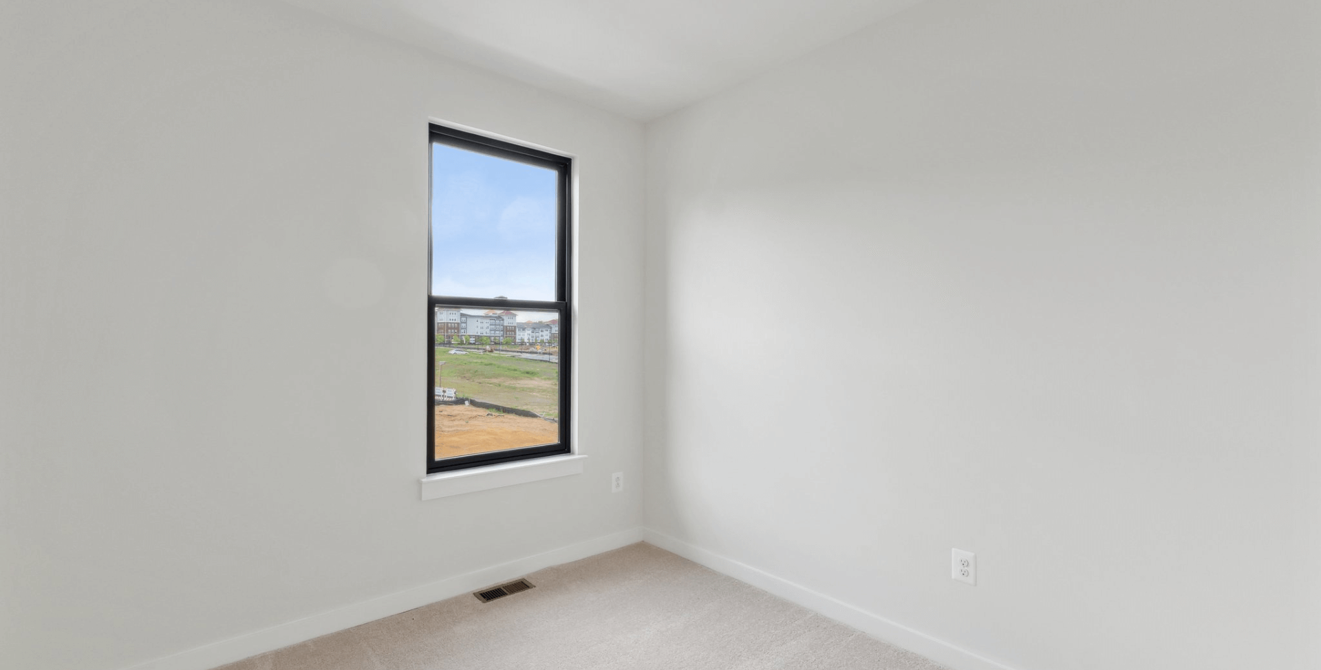 gallery image for 61E Greenwich
