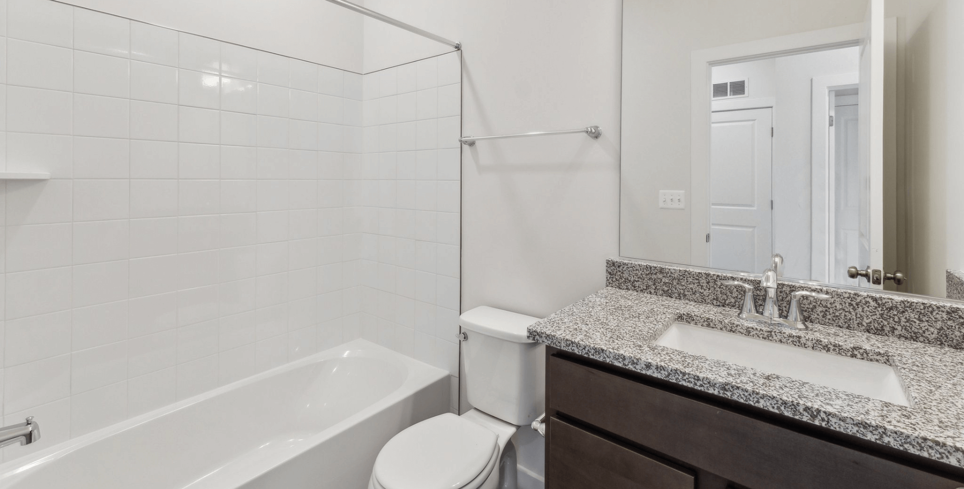 gallery image for 61E Greenwich