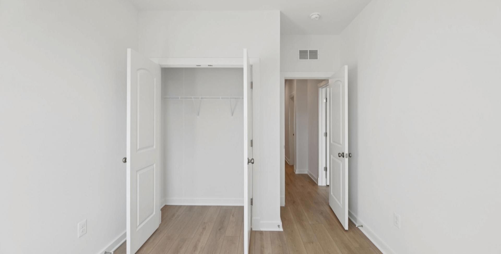 gallery image for 6F Gramercy