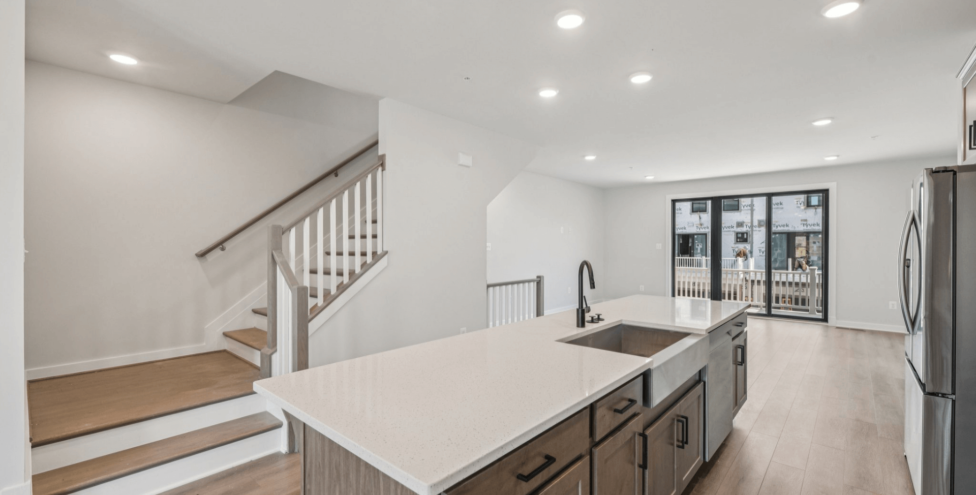 gallery image for 7F Gramercy