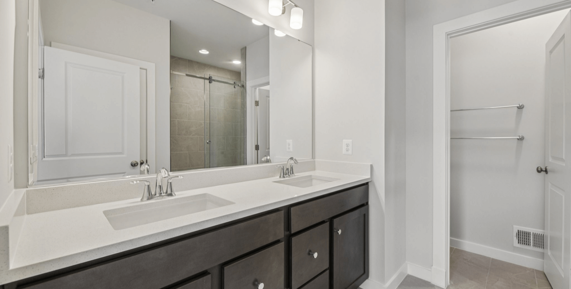 gallery image for 7F Gramercy