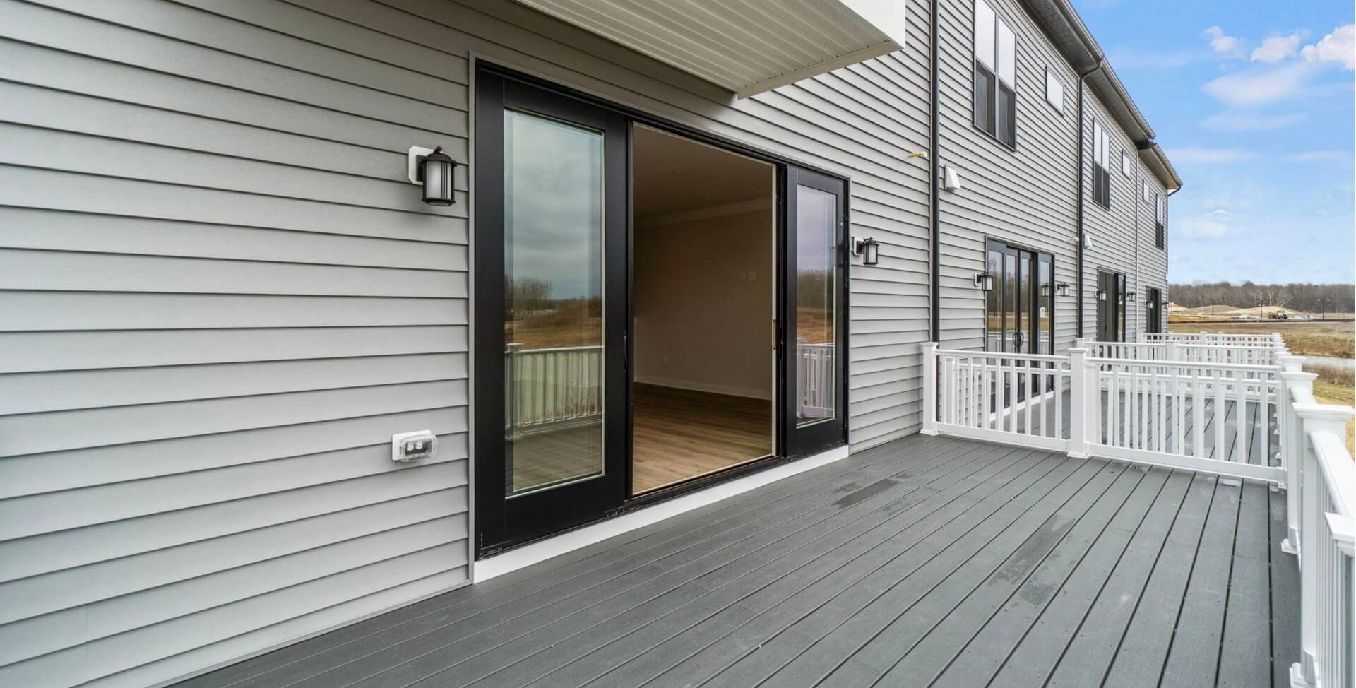 gallery image for 40C The Waverly at South Lake