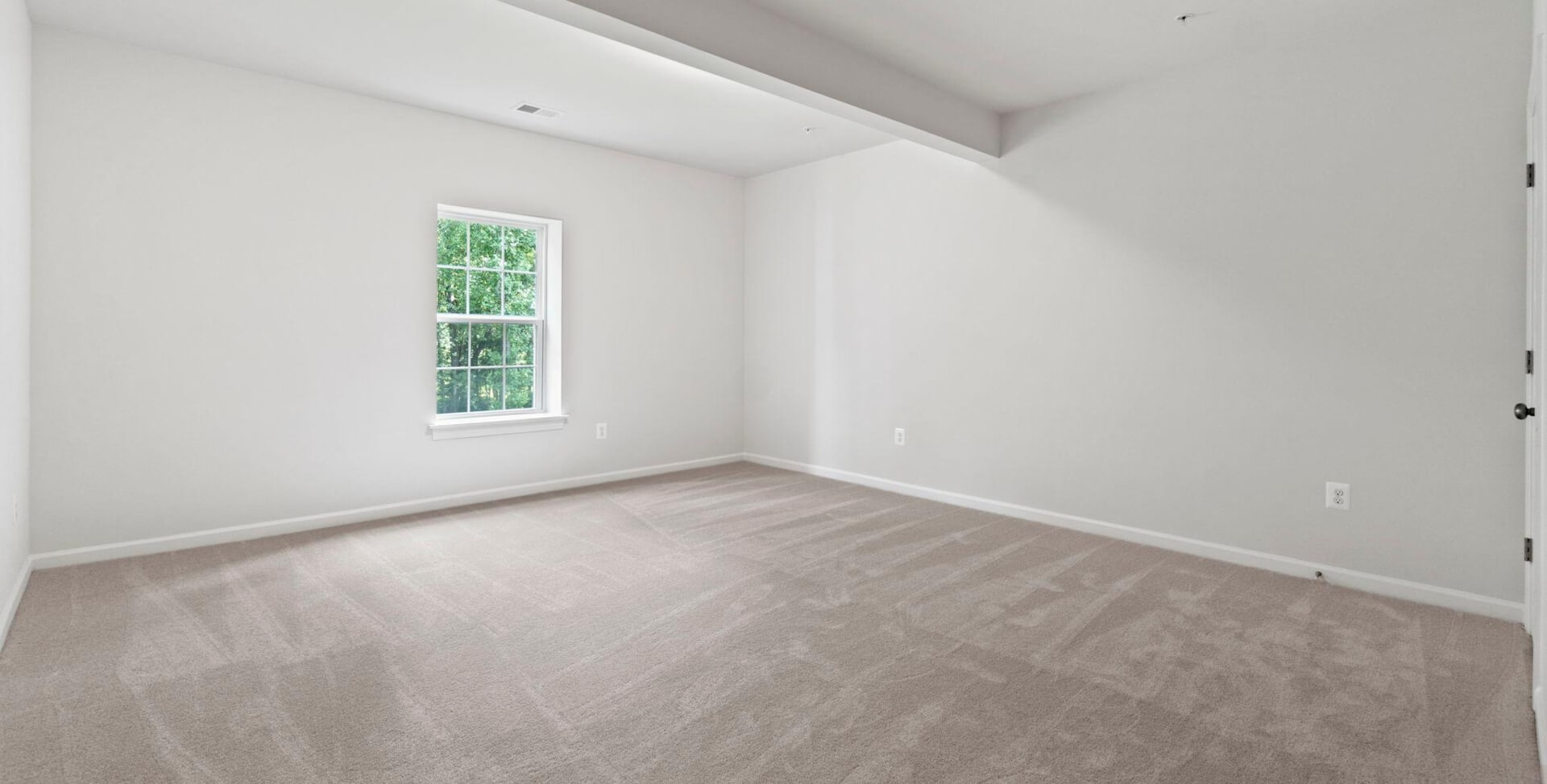 gallery image for 150A Capri